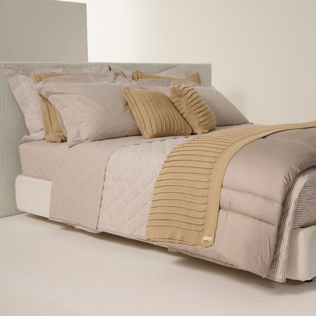 01 08 0033 Edredom Bambu Bege 002